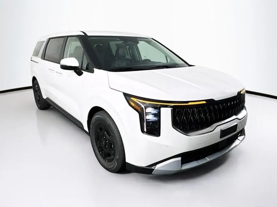 2026 Kia Carnival LXS photo 1