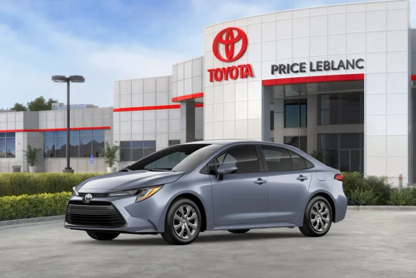 2026 Toyota Corolla LE photo 1
