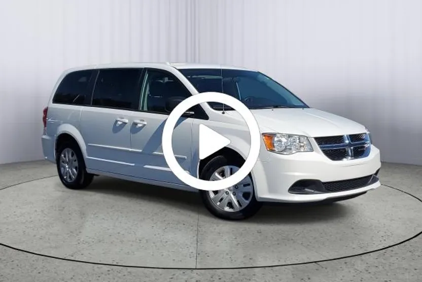 2017 Dodge Grand Caravan SE photo 1
