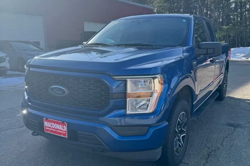 2022 Ford F-150 XL photo 1