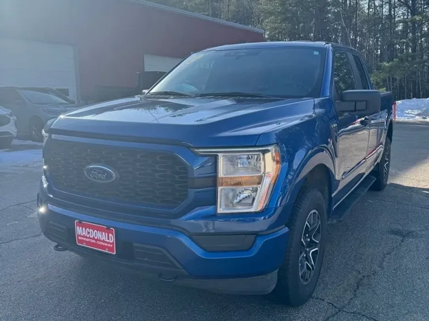 2022 Ford F-150 XL photo 1