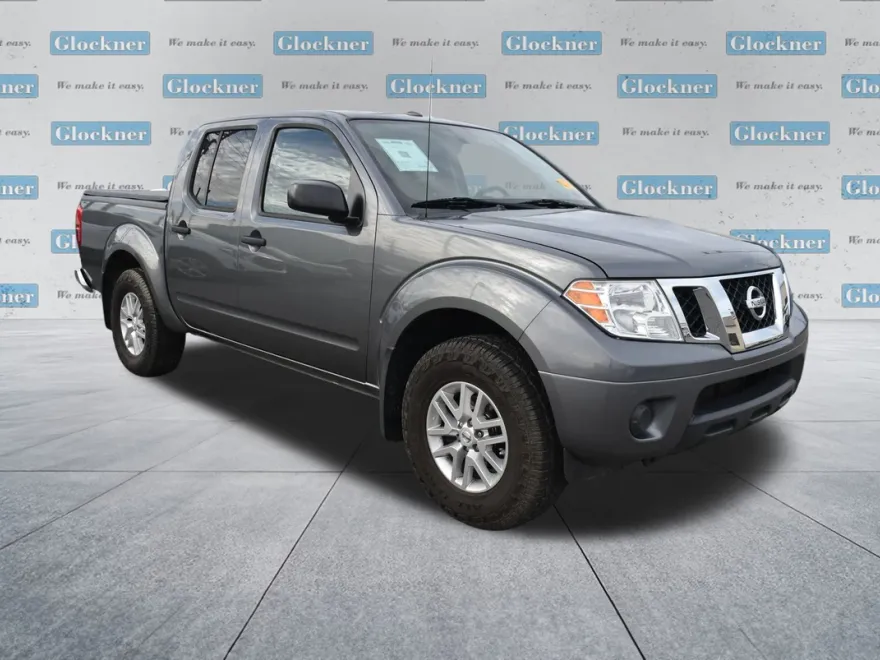 2017 Nissan Frontier SV photo 2