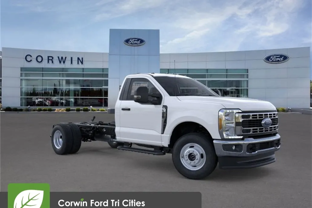 2025 Ford F-350 XL photo 1