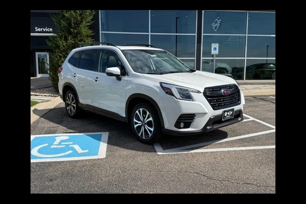 2024 Subaru Forester Limited photo 1