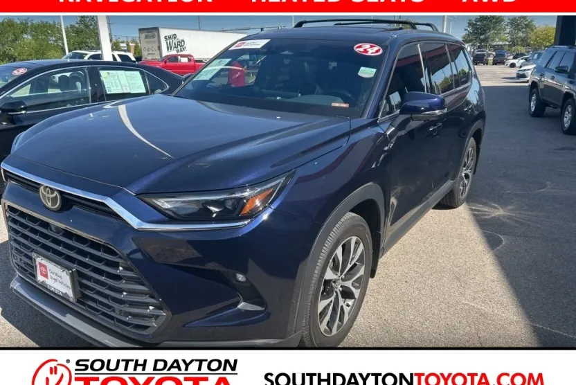 2024 Toyota Grand Highlander MAX Platinum photo 1