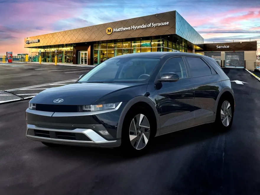 2025 Hyundai Ioniq 5 SE Standard Range photo 1