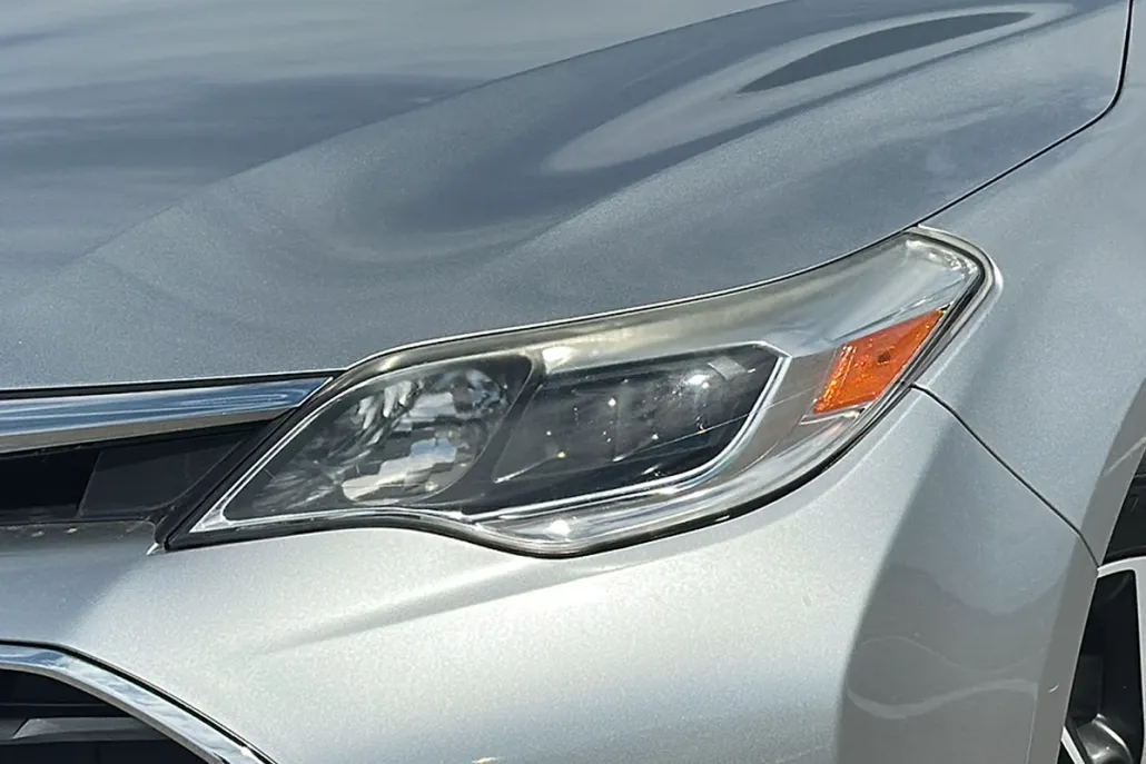 2018 Toyota Avalon XLE photo 1