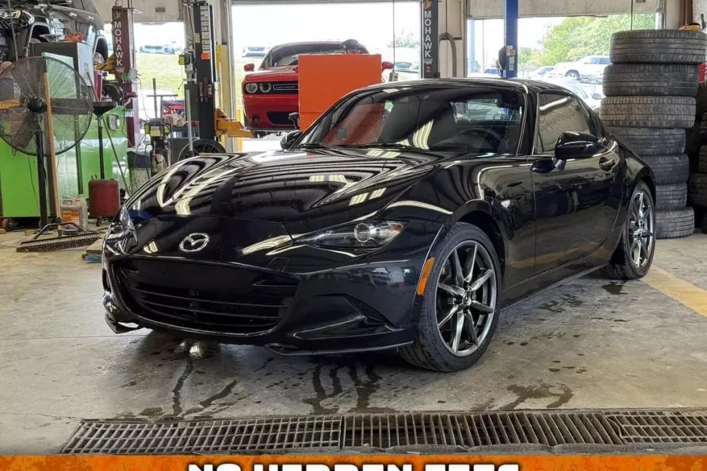 2021 Mazda MX-5 Miata Miata RF Grand Touring photo 1