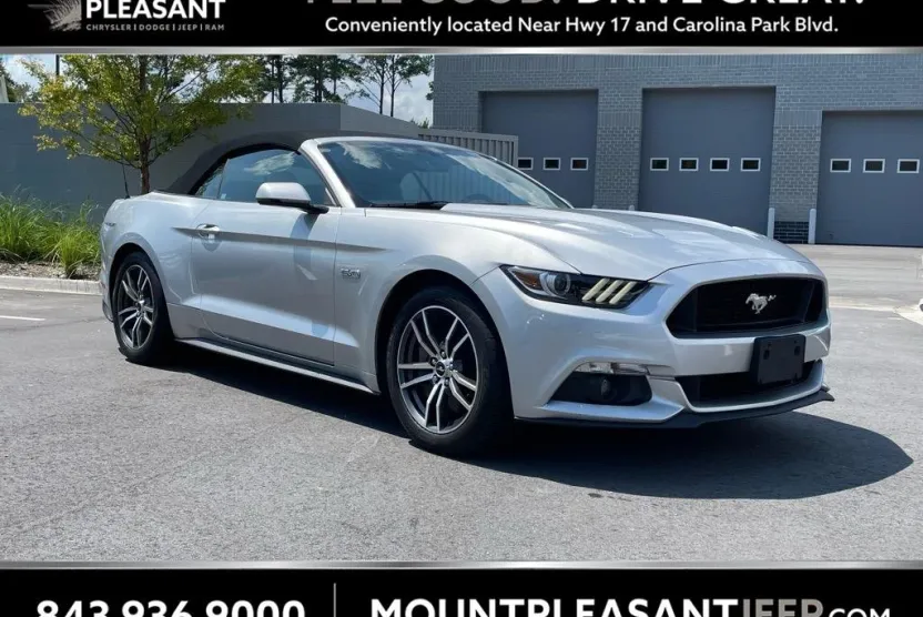 2017 Ford Mustang GT Premium photo 1