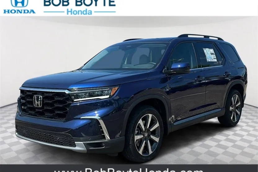 2025 Honda Pilot Touring photo 1