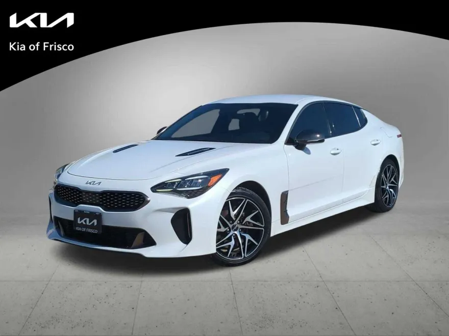 2022 Kia Stinger GT-Line photo 1