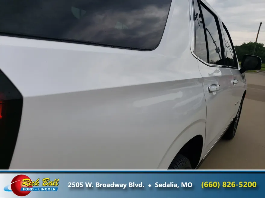 2023 Gmc Yukon Denali Ultimate photo 1