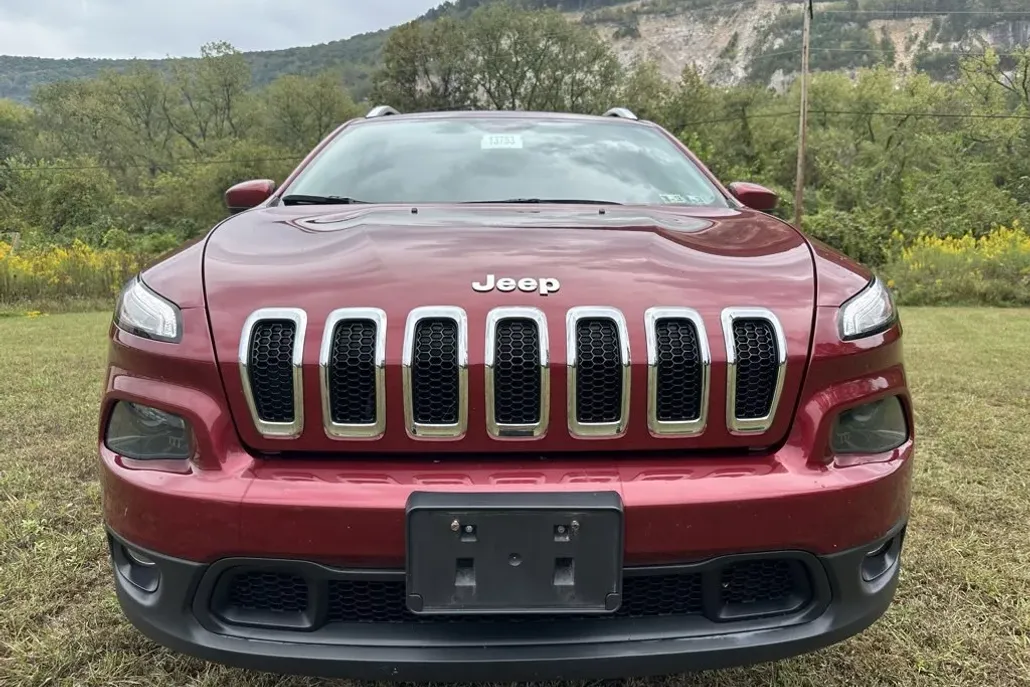 2017 Jeep Cherokee Latitude photo 1