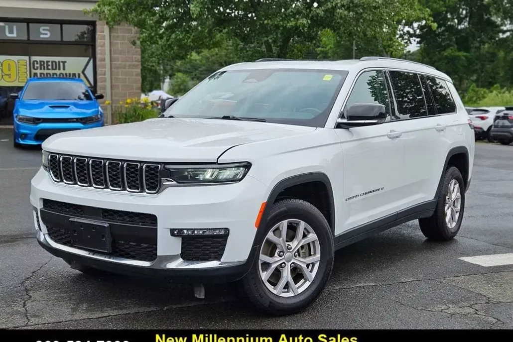 2022 Jeep Grand Cherokee Limited photo 1