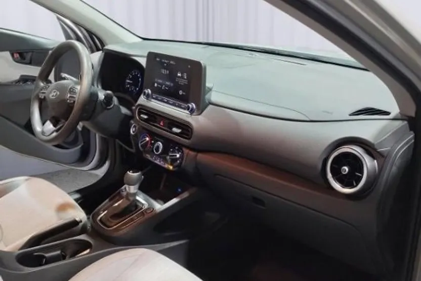 2023 Hyundai Kona SEL photo 1