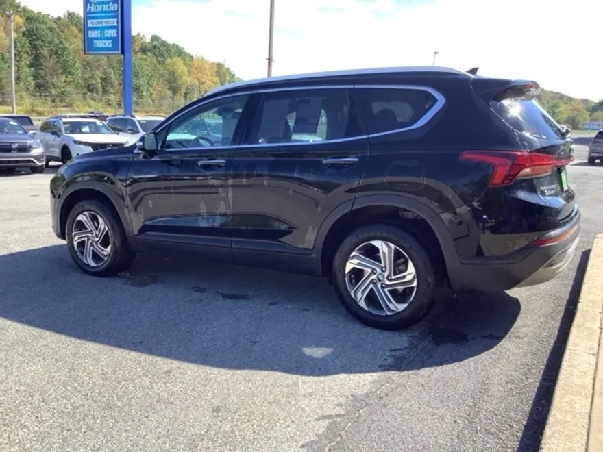 2023 Hyundai Santa Fe SEL photo 1