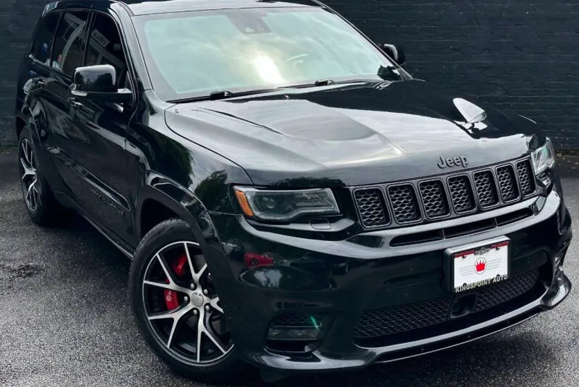 2018 Jeep Grand Cherokee SRT8 photo 1