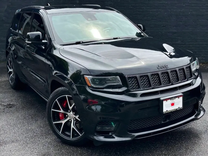 2018 Jeep Grand Cherokee SRT8 photo 1