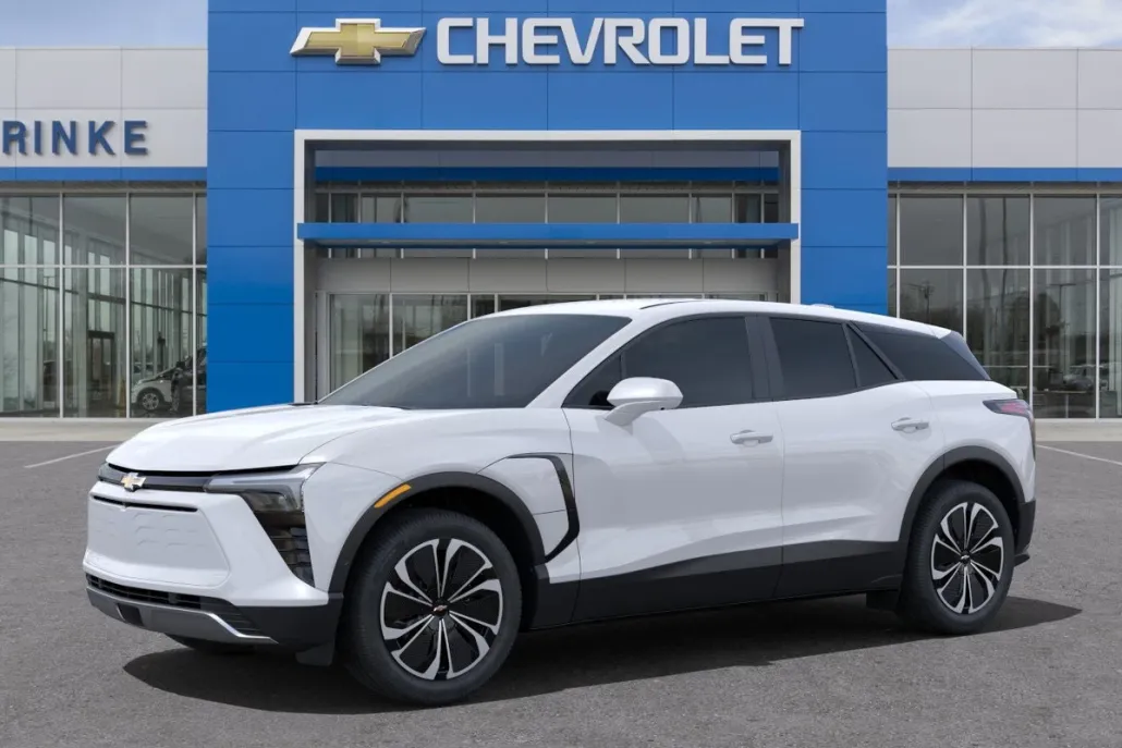 2025 Chevrolet Blazer EV photo 1