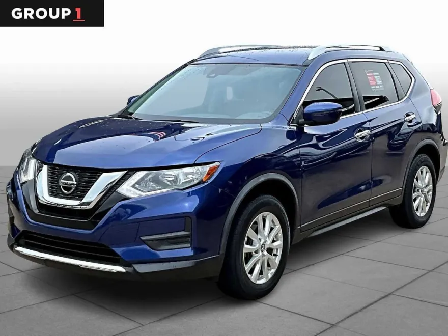 2020 Nissan Rogue SV photo 1