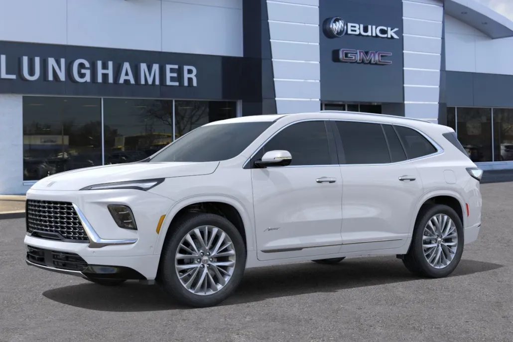2026 Buick Enclave Avenir photo 1