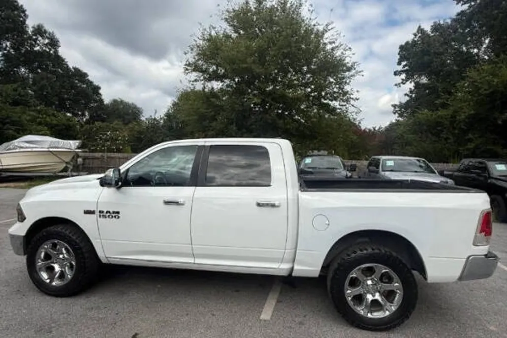 2013 Ram 1500 Laramie photo 1