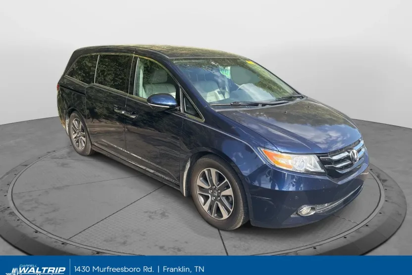 2014 Honda Odyssey Touring photo 1