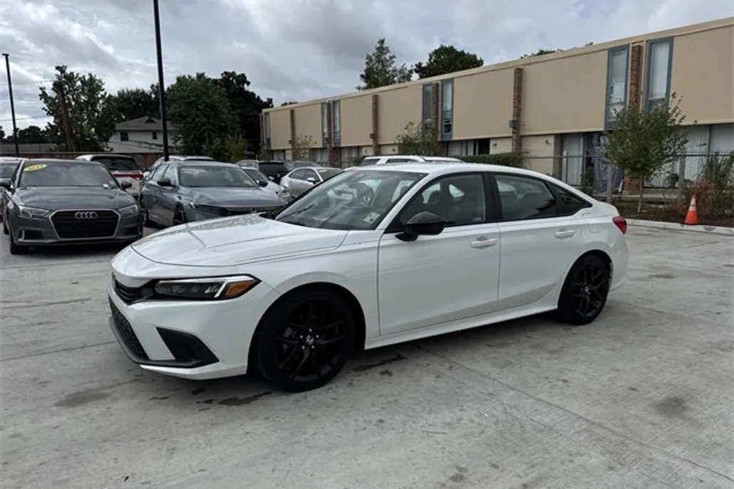 2022 Honda Civic Sport photo 1