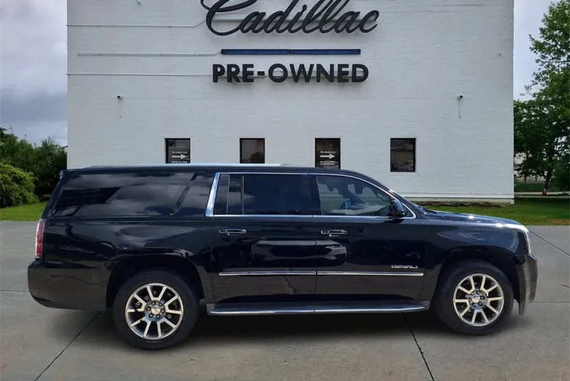 2016 Gmc Yukon XL Denali photo 1