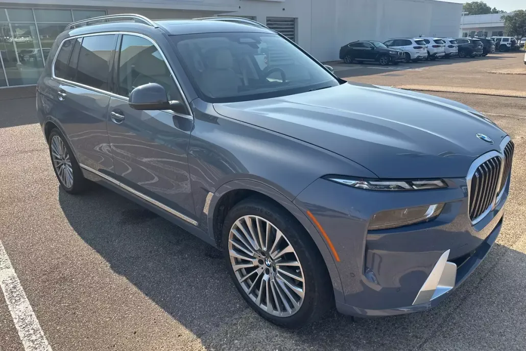 2023 Bmw X7 xDrive40i photo 1