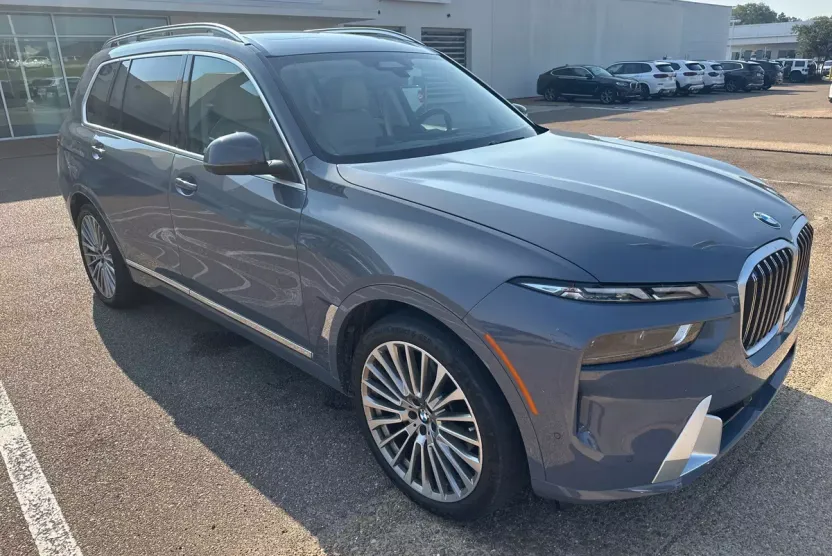 2023 Bmw X7 xDrive40i photo 1