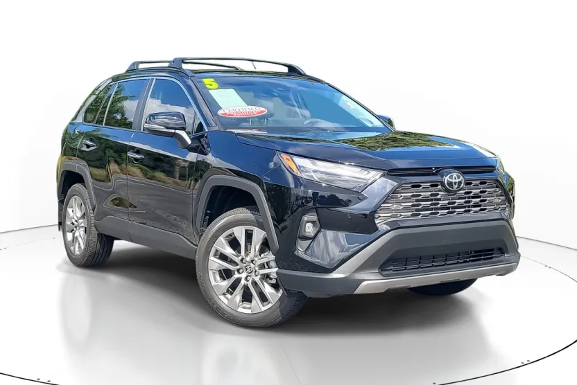 2025 Toyota RAV4 Limited photo 1