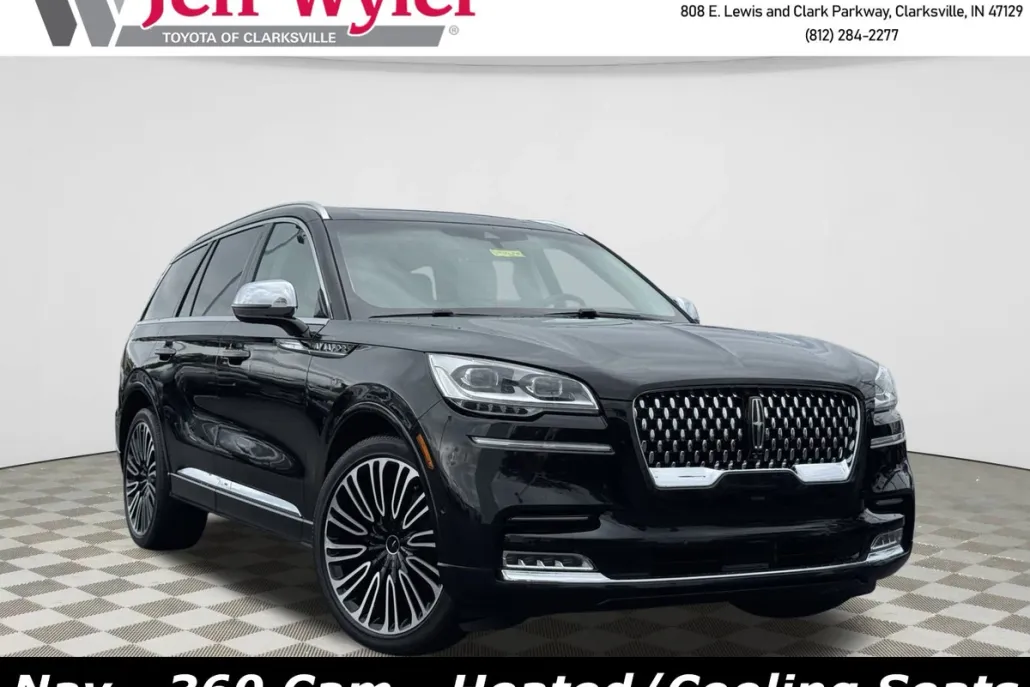 2021 Lincoln Aviator Black Label photo 1