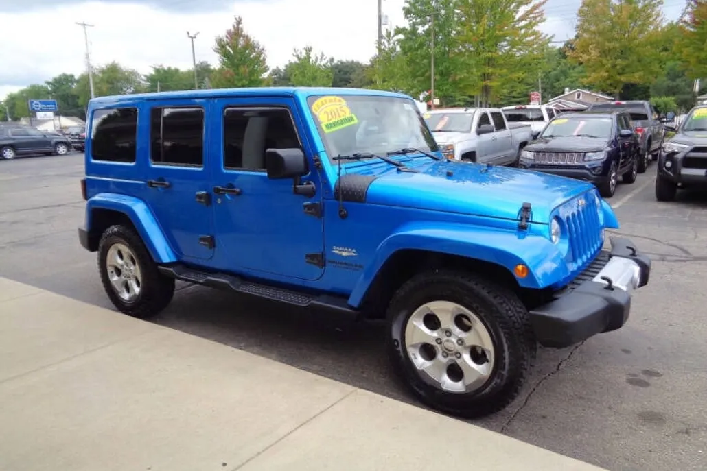 2015 Jeep Wrangler Unlimited Sahara photo 1