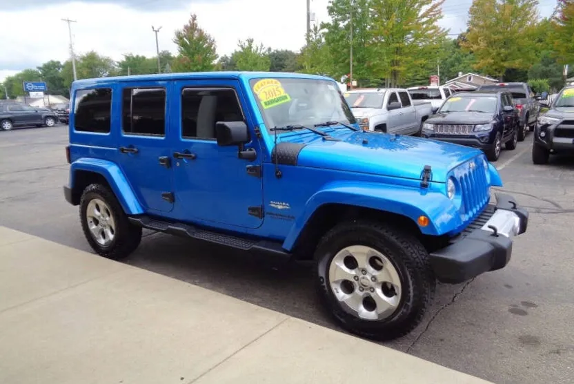 2015 Jeep Wrangler Unlimited Sahara photo 1
