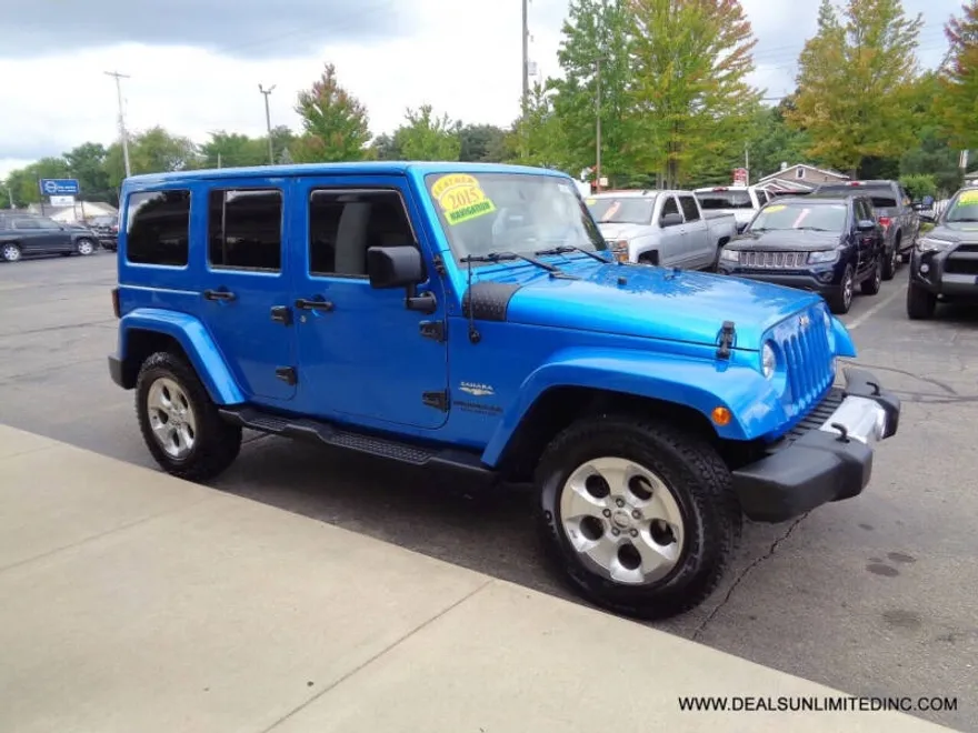 2015 Jeep Wrangler Unlimited Sahara photo 1