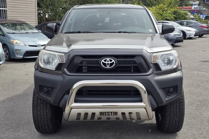 2014 Toyota Tacoma Double Cab V6 photo 1