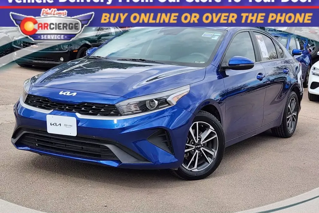 2022 Kia Forte LXS photo 1