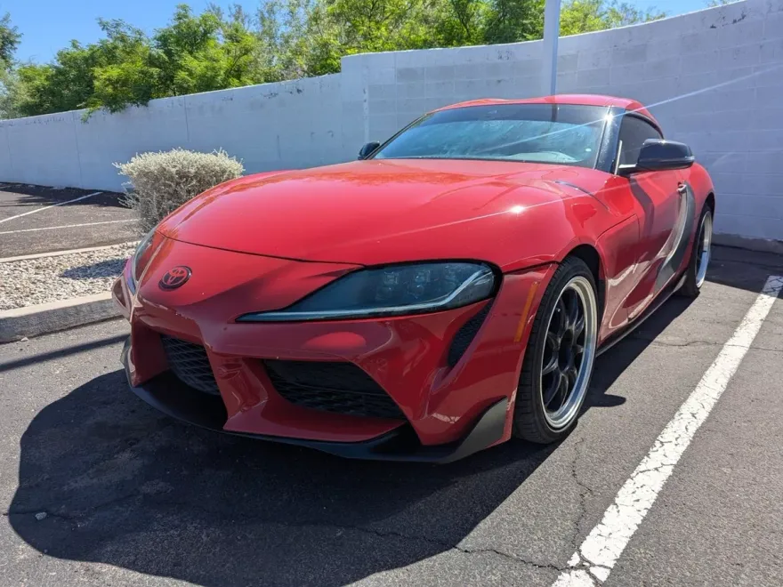 2022 Toyota Supra 2.0 photo 1