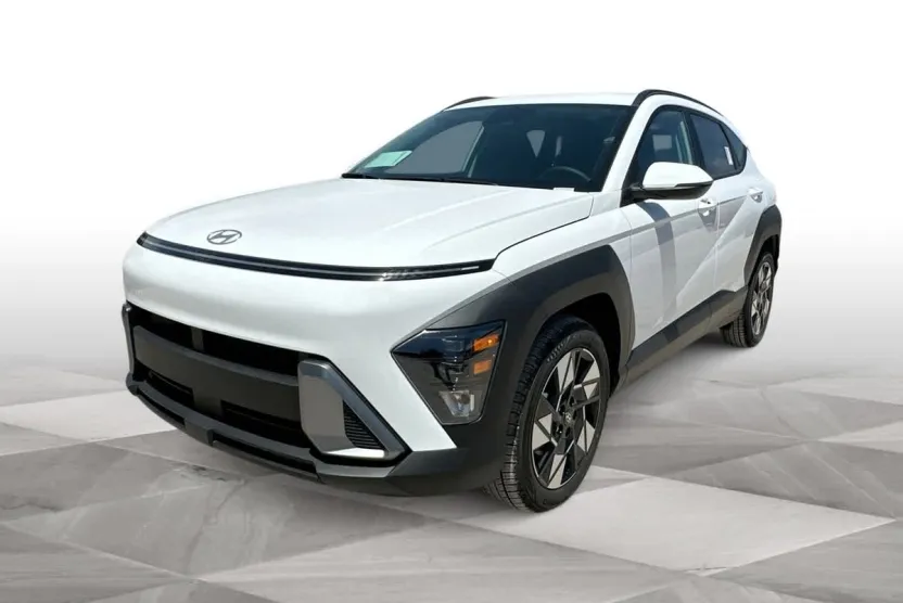 2025 Hyundai Kona SEL photo 1