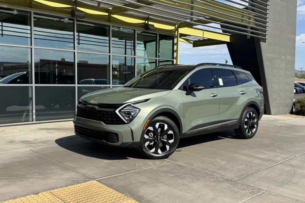 2024 Kia Sportage X-Line photo 1