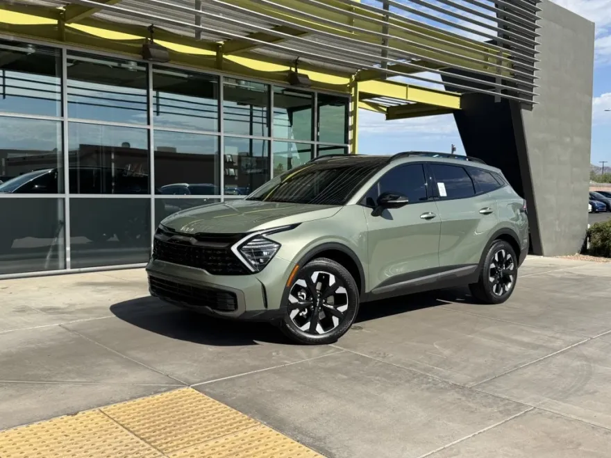 2024 Kia Sportage X-Line photo 1