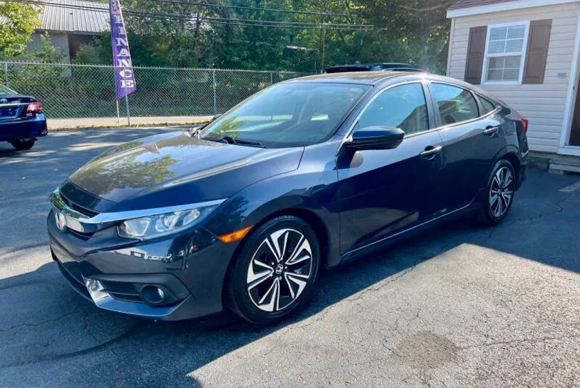 2017 Honda Civic EX-L photo 1