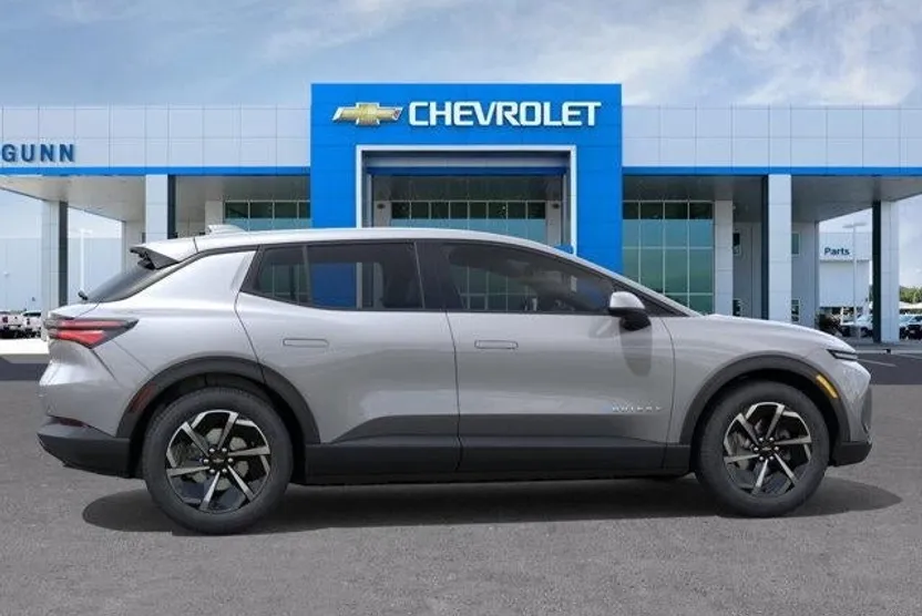 2026 Chevrolet Equinox EV LT photo 1