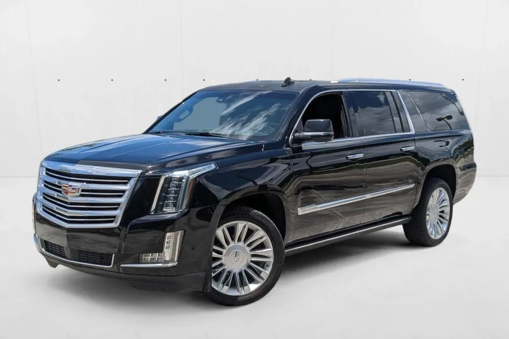 2017 Cadillac Escalade ESV Platinum photo 1