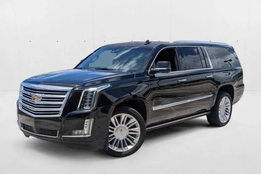 2017 Cadillac Escalade ESV Platinum photo 1