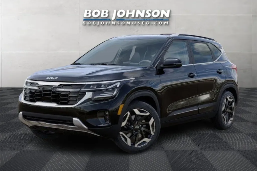 2024 Kia Seltos SX photo 1