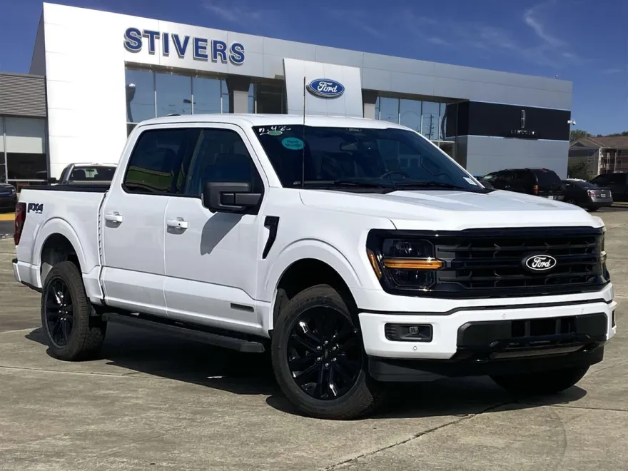 2025 Ford F-150 XLT photo 1
