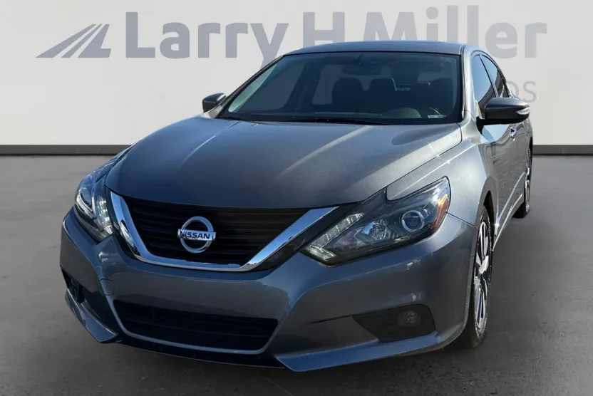 2017 Nissan Altima 2.5 SL photo 1