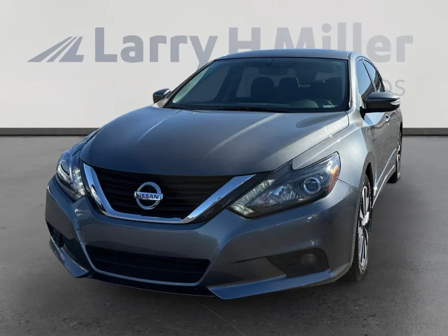 2017 Nissan Altima 2.5 SL photo 1